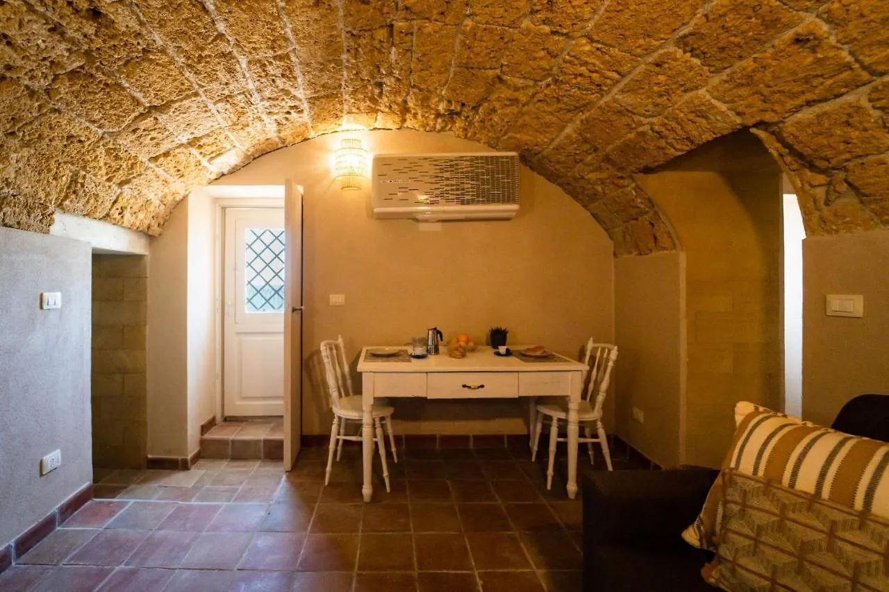 Il Dammuso Di Ortigia - Lovely Sea View Apartment シラクーサ